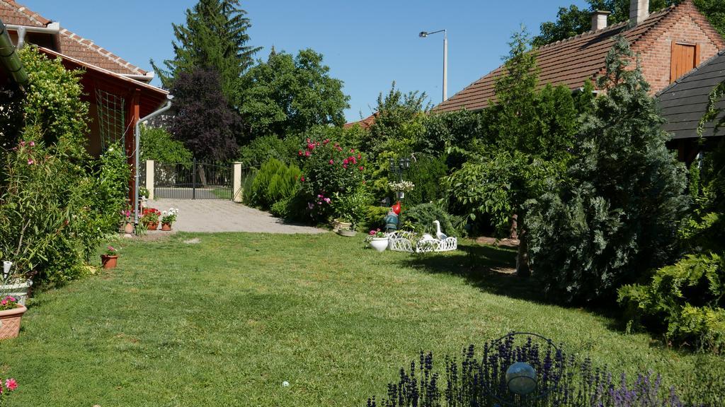 Lipták Vendégház Tokaj Exterior foto